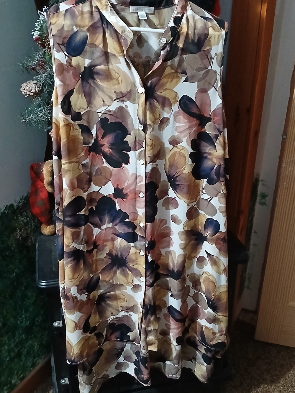 Spense Floral Sleeveless Tunic Dress in Brown, Black, Cream